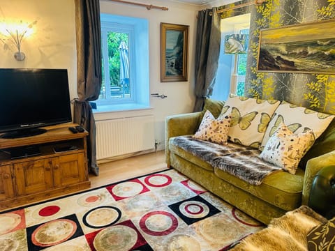 Bay View Cottage Apartment in England