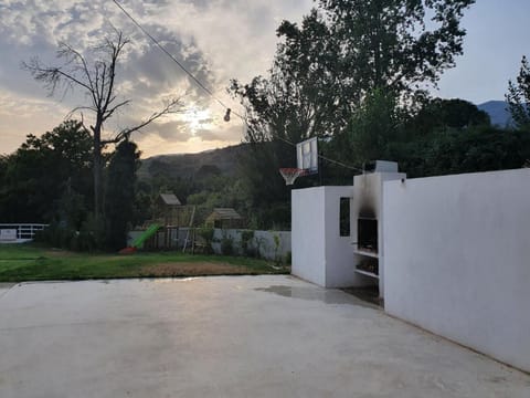 BBQ facilities, Mountain view, Sunset