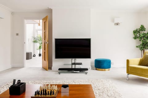 TV and multimedia, Living room