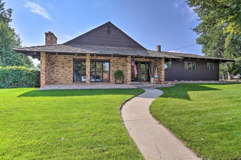 Charming Sturgis Home Less Than 1 Mi to Downtown! Haus in Sturgis