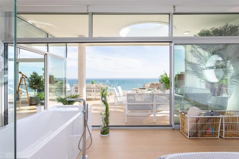 Bedroom, Sea view