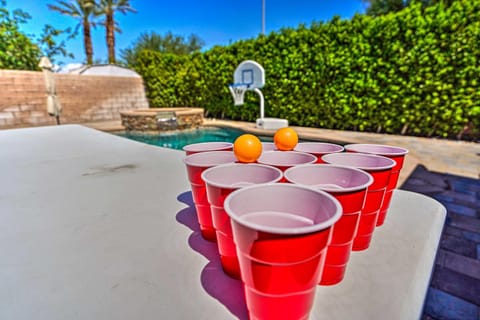 Indio Retreat Pool and Game Room, Pet-Friendly House in Indio