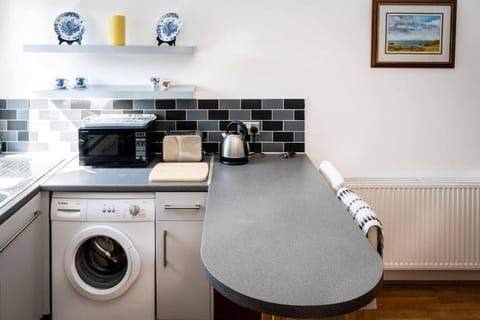 Charming 1-bed Southside Flat in Great Location Apartment in Glasgow