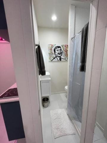 Fun Twin Bed Small Studio In Hollywood 10 Apartment in Hollywood