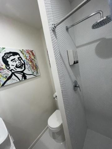 Fun Twin Bed Small Studio In Hollywood 10 Apartment in Hollywood