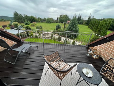 Natural landscape, Garden, Balcony/Terrace, Seating area, Garden view