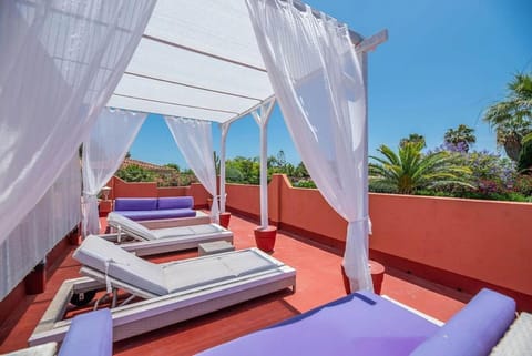Villa Tiphareth Bed and Breakfast in Marbella