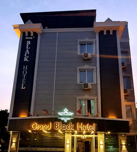Grand Black Hotel Hotel in Mersin