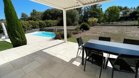 Patio, Pool view, Swimming pool