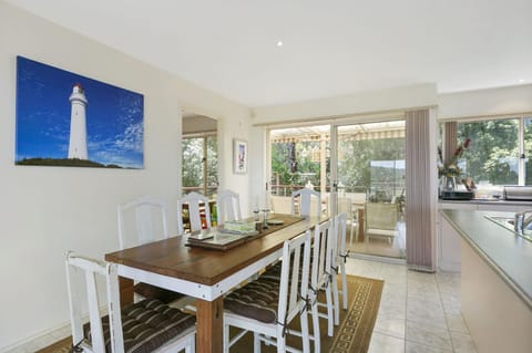 Panoramic Views House in Aireys Inlet