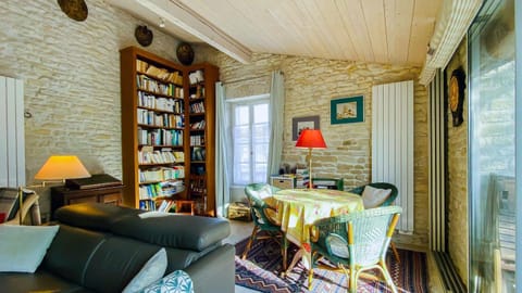 Library, Living room, Seating area, Dining area