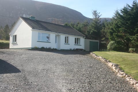 Tigh Cladach Haus in County Kerry