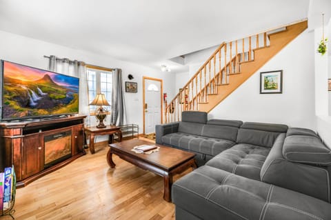 Quiet place in the heart of Laurentides Chalet in Saint-Donat
