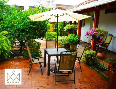 Patio, Garden, Dining area, Garden view