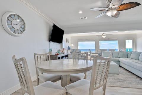 Captain's Quarters at Green Reef Townhomes House in Destin