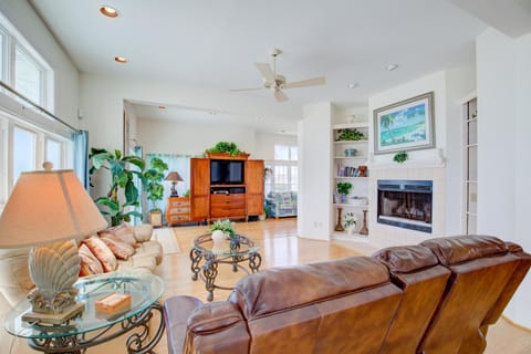 Sunburst Gardens Ocean Ridge House in North Topsail Beach