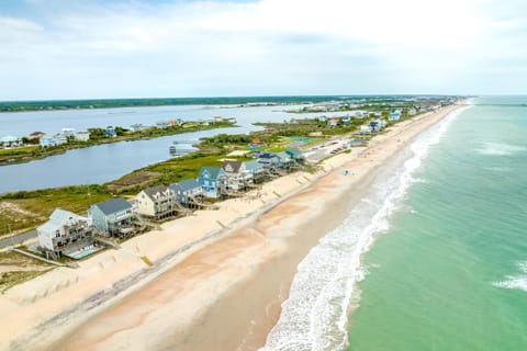 Atlantic Shores House in North Topsail Beach