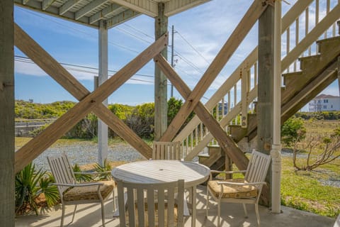 Inlet Beach House House in North Topsail Beach