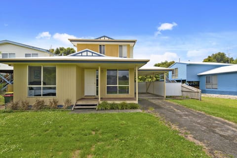 Summer Breeze House in Apollo Bay