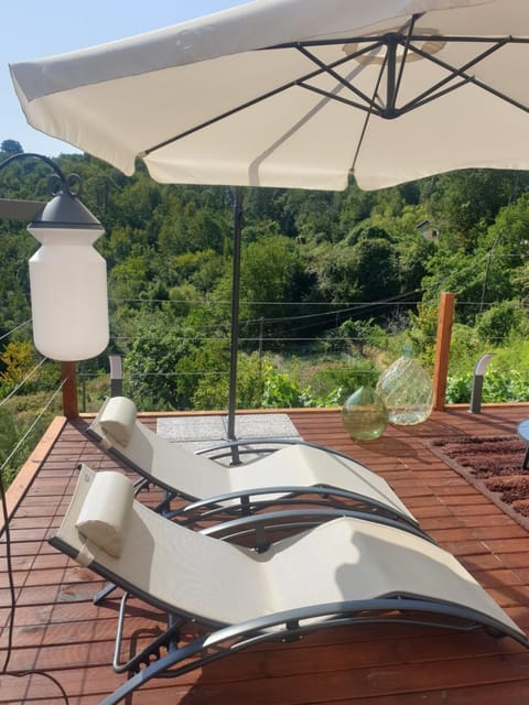 Maison de village avec piscine au-dessus des Cinque Terre House in Province of Massa and Carrara
