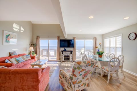 Coastal Cabin House in North Topsail Beach