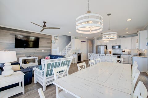 Uncork and Unwind House in North Topsail Beach