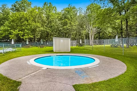 House in the Woods Casa in Tunkhannock Township