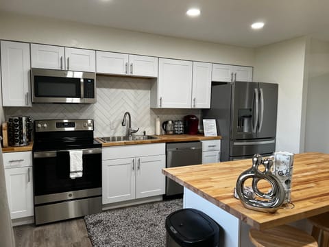Anchorage midtown apartment- Wyoming 1 Eigentumswohnung in Spenard