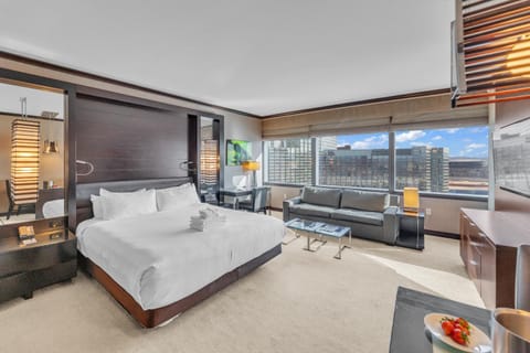 VDARA Beautiful suite on 22nd FLR Free Valet parking Apartment hotel in Las Vegas Strip