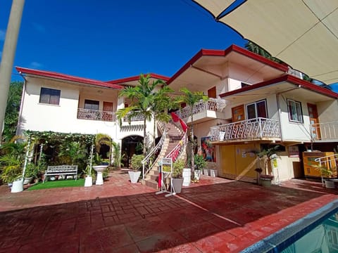 Ladolcevita Inland Resort Hotel in Caraga