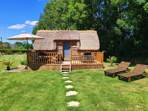 Property building, Patio, Natural landscape, Garden, Garden view