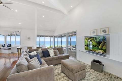 The Cliffs Edge House in Aireys Inlet