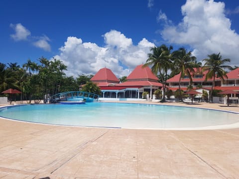 Caraïbes Apparts-Resorts Condo in Sainte-Anne