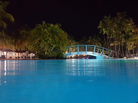 Night, Swimming pool