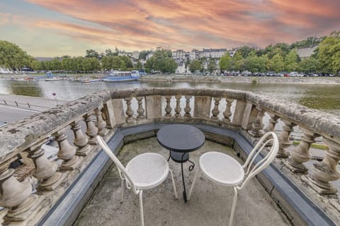 Le Béatrix - Studio vue sur la Mayenne Apartment in Laval