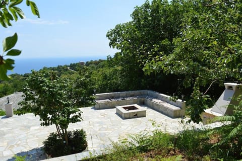 Villa Consta Villa in Magnesia Prefecture, Greece