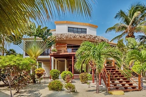 La Perla del Caribe - Villa Jade Villa in Corozal District