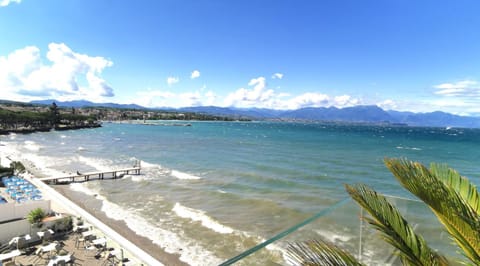 Bird's eye view, View (from property/room), Balcony/Terrace, Lake view, Lake view, Inner courtyard view