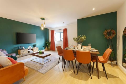 Lilyturf - 2 Bedroom Luxury Apartment by Mint Stays Apartment in Bristol