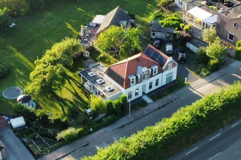 Bird's eye view, Garden view