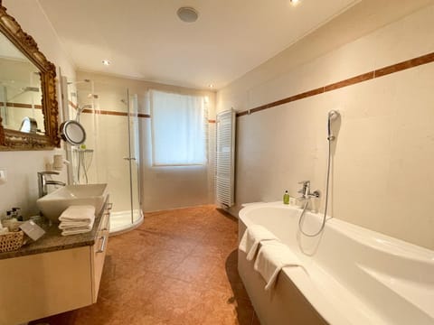 Shower, Bathroom, Bath