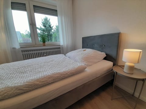 Bed, Photo of the whole room, Bedroom, Garden view