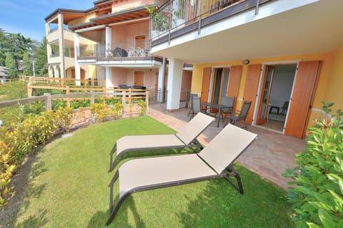 Apartment Borgo Montagna With Pool Condo in San Zeno di Montagna