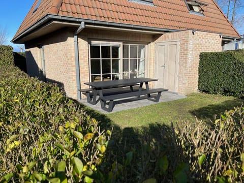 Property building, Garden, Garden view