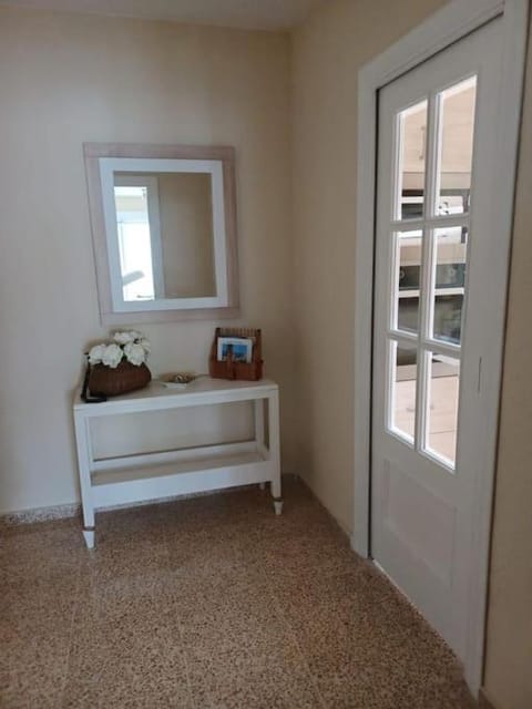 Sunny, spacious 3 bedroom apartment with seaview Wohnung in Villajoyosa