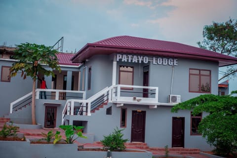PATAYO LODGE Bed and Breakfast in Kumasi