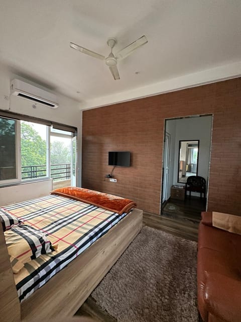 Kaashi Flora (Modern Suite) Vacation rental in Varanasi