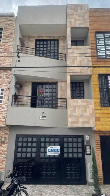 Apartamento entero todo incluidoEdificio A2 303 Condo in Palmira