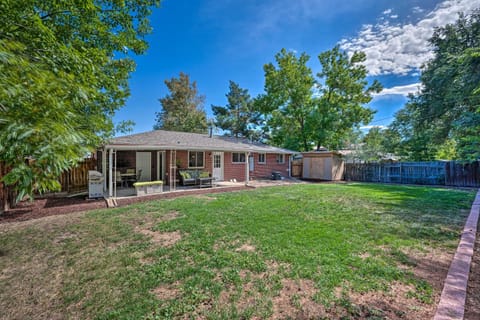 Arvada Home with Fenced Yard - Pets Welcome! Maison in Westminster
