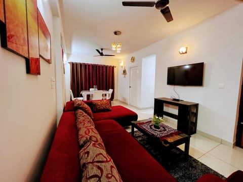 Serene 2BHK condo surrounded with greenery. Copropriété in Mangaluru